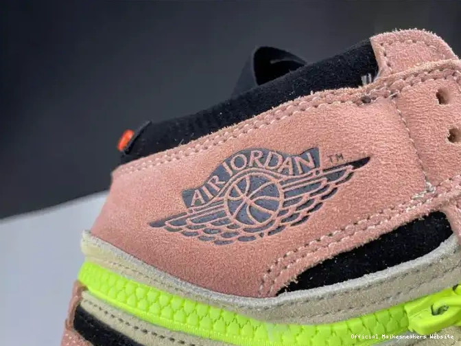 Official Maikesneakers Switch Peach 1 High Air CW6576-800 Jordan 0515